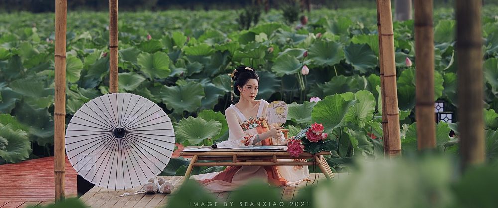 中国风《荷娘》古装少女写真欣赏